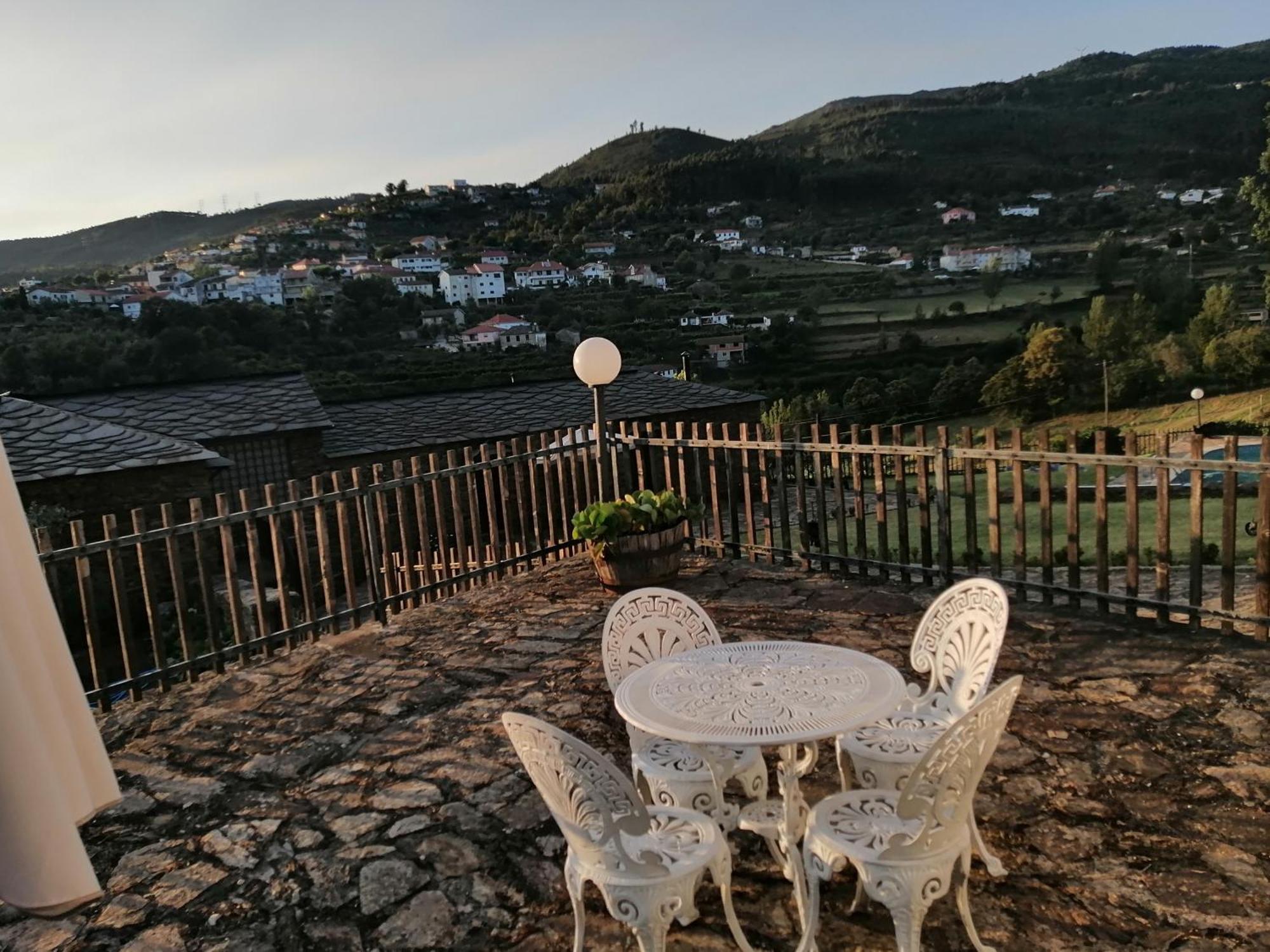 Casa De Campo "Quinta Do Cadafaz" Alvarenga Bagian luar foto